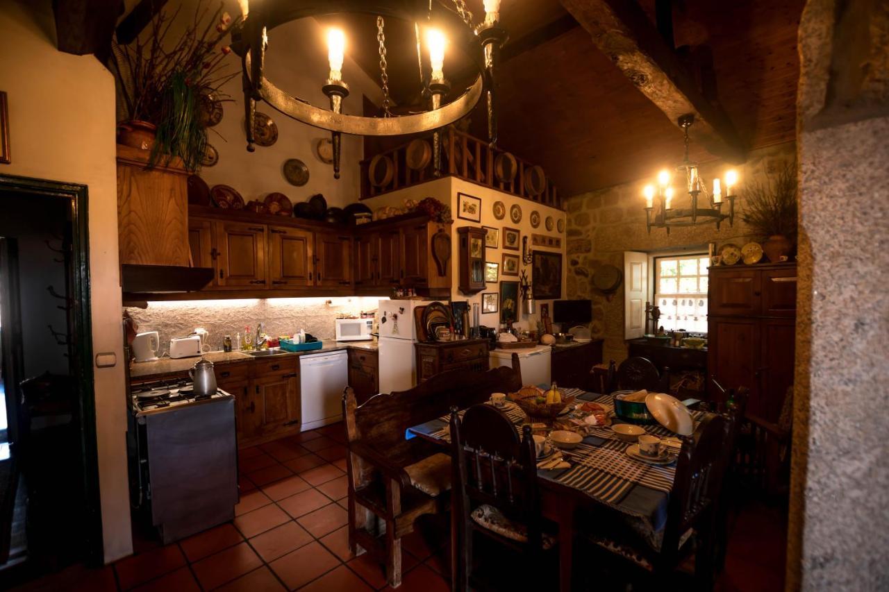 Solar Dos Carvalhos Bed & Breakfast Sernancelhe Exterior foto